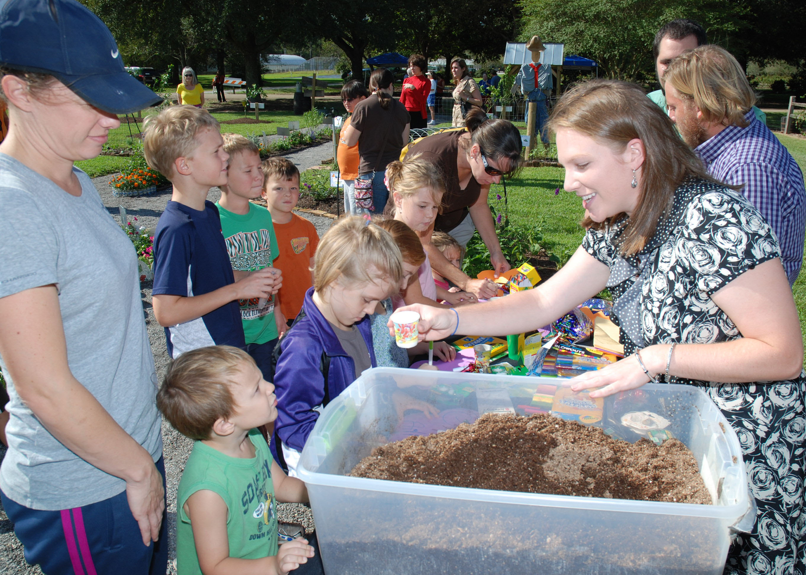 Botanic Gardens Focuses on Urban Agriculture Education